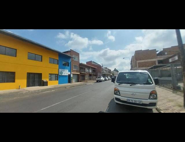 8 BEDROOM APARTMENT FOR SALE IN FISHERS HILL